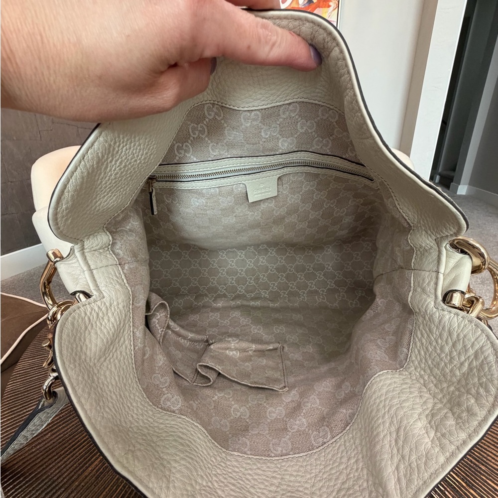 Gucci Cream Leather Hobo with Bamboo Top Handle - Picture 5 of 6